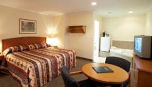 Travelodge By Wyndham Kamloops Ngoại thất bức ảnh