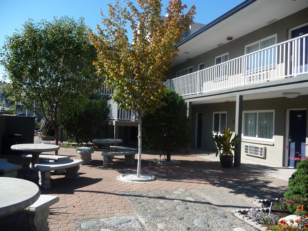 Travelodge By Wyndham Kamloops Ngoại thất bức ảnh